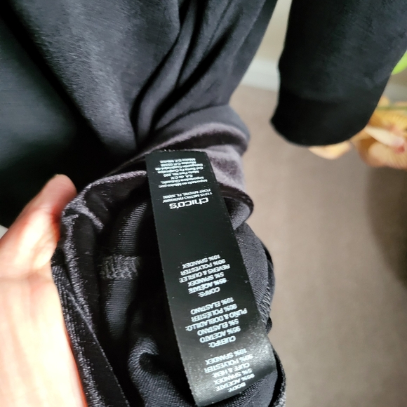 Chico's travelers collection black long tunic/velvet tream/cowl neck, sz3 excell - Picture 9 of 9